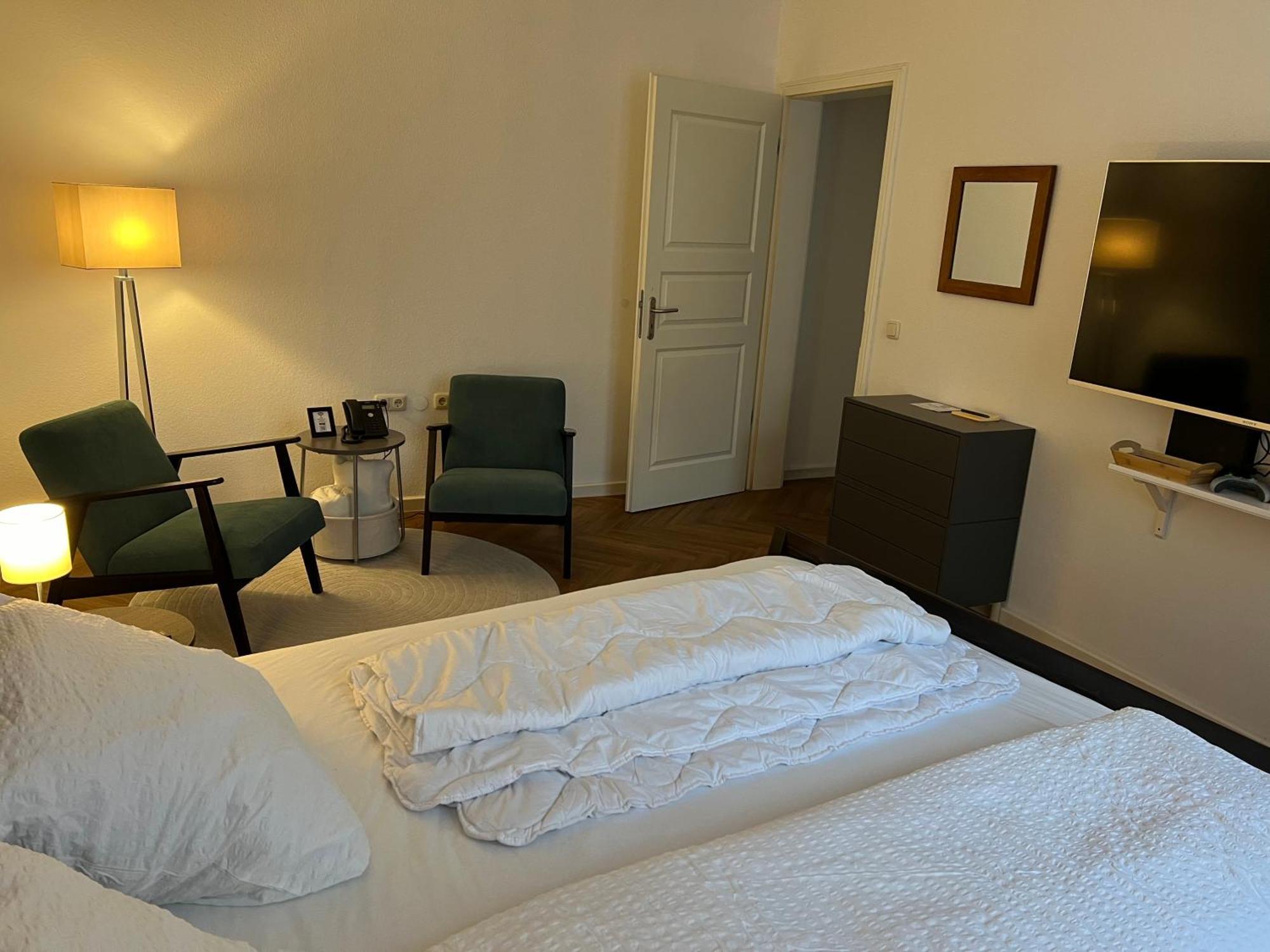 Wohnung Im Universitaetsring Halle  Rum bild